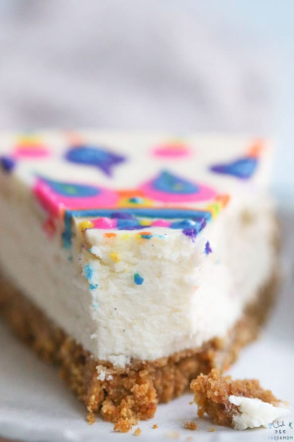 Rangoli Eggless Cheesecake bite